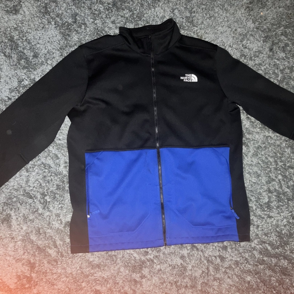 Men's lightweight North Face jacket